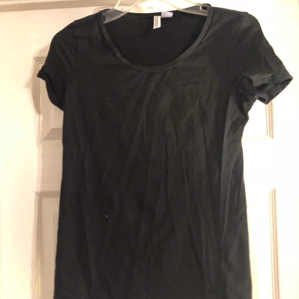 3 black shirts,